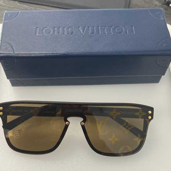 Louis Vuitton Men's Sunglasses - Black and Gold